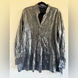 Women Metallic Silver blouse crinkle button ruffle satin country slinky size L